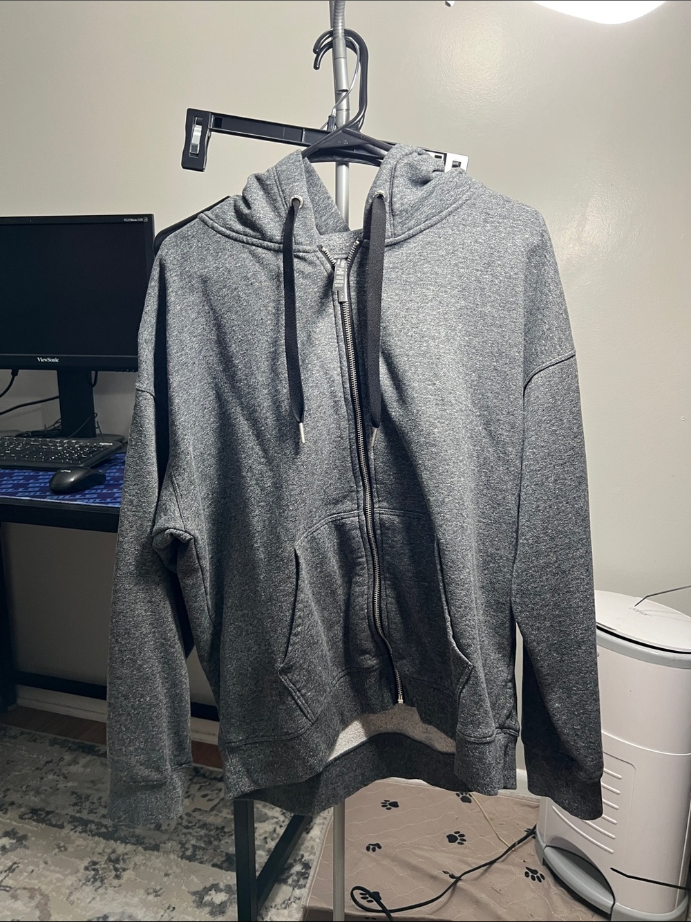 Like new Calvin Klein  Gray Zip-Up Hooded Sweatshirt